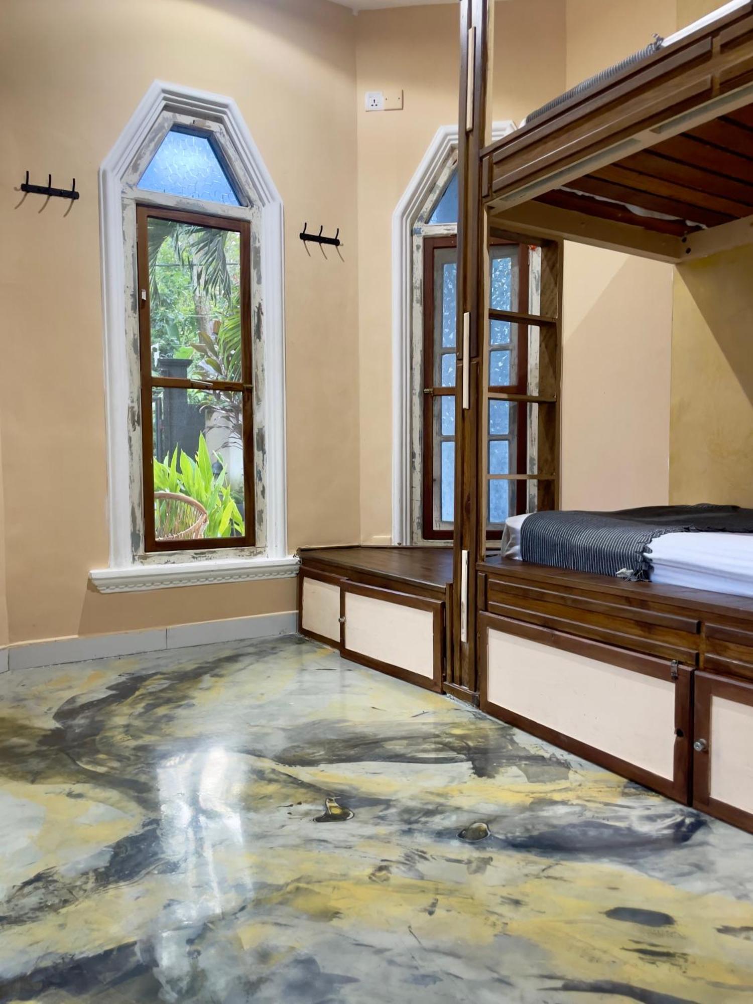 Habibi Hostel & Restaurant Унаватуна Экстерьер фото