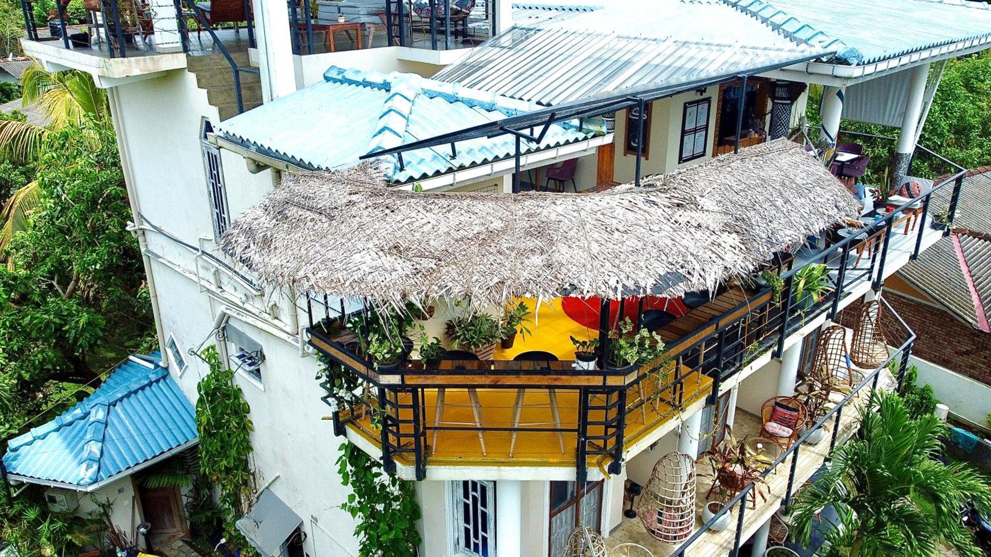 Habibi Hostel & Restaurant Унаватуна Экстерьер фото