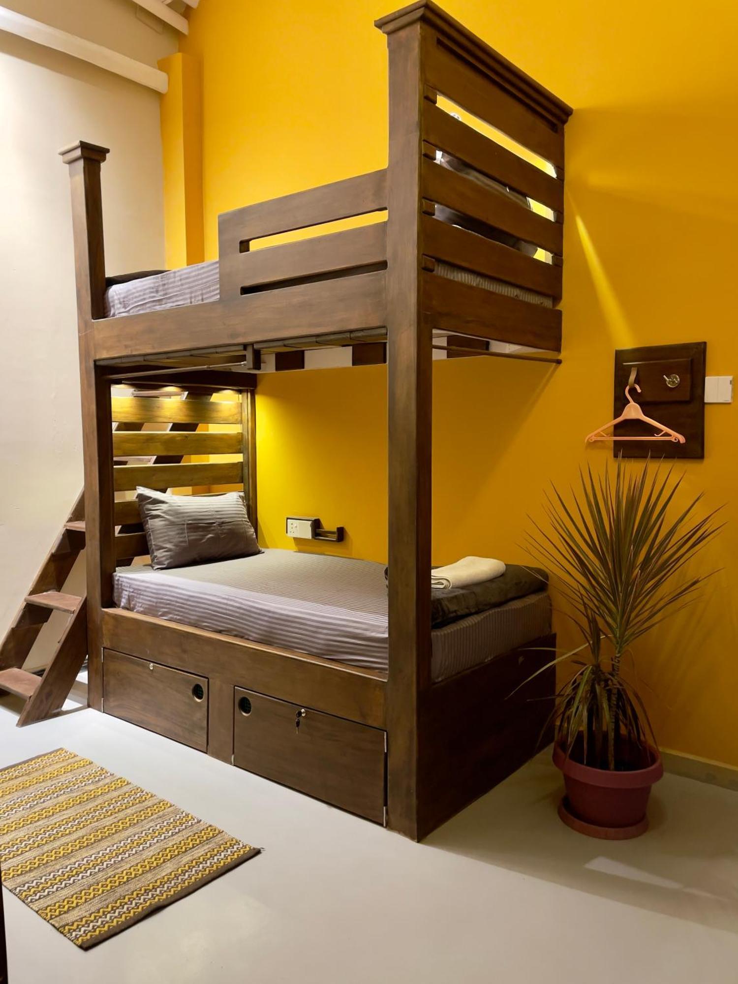 Habibi Hostel & Restaurant Унаватуна Экстерьер фото